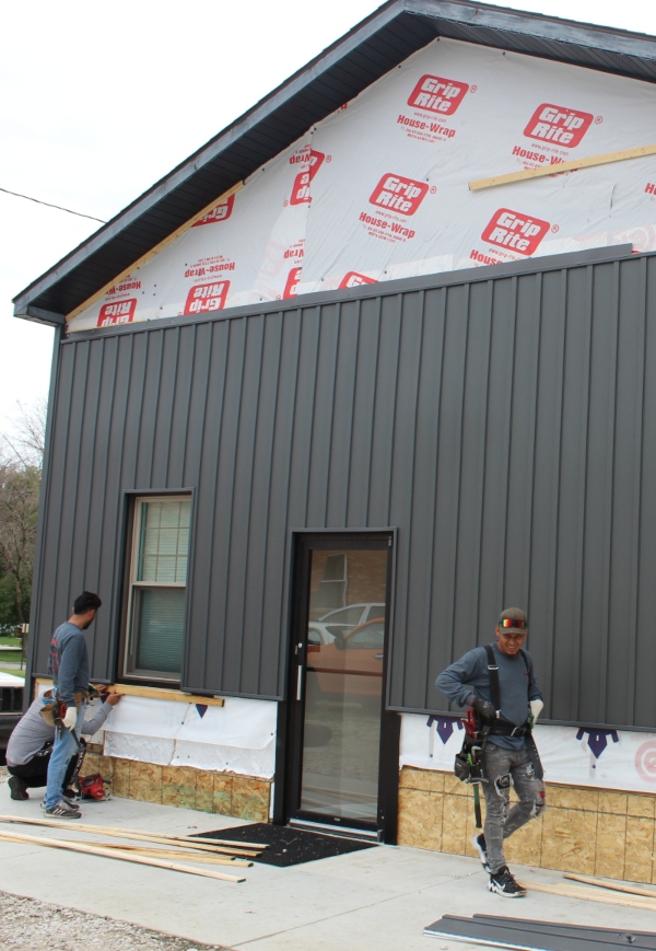 Carroll commercial siding replacement in Iowa