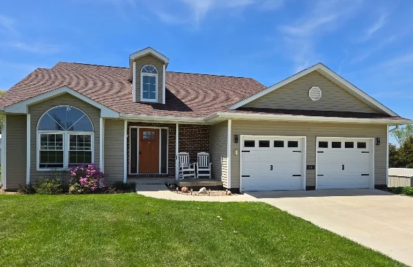 Window replacement and repair in Fort Dodge, IA